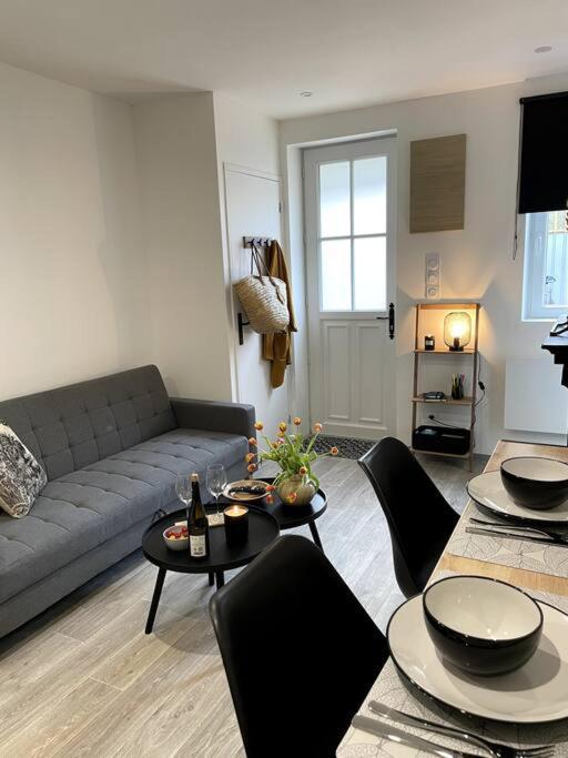 Bel Appartement Sur Cour Plein Centre Ville Et Parking 穆兰 外观 照片